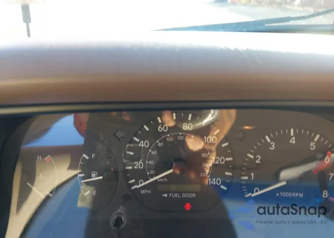 2000 Toyota Camry Ce from USA, damaged, VIN 4T1BG22KXYU672405